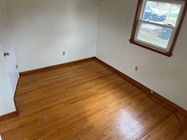 525 Hedgelawn AVE, Roanoke, VA 24019