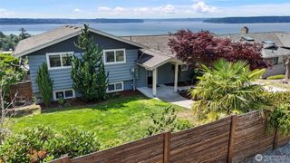 5530 Frances Avenue NE, Tacoma, WA 98422