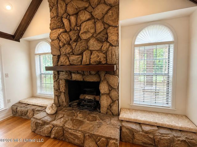 932 White Road, Florence, MS 39073