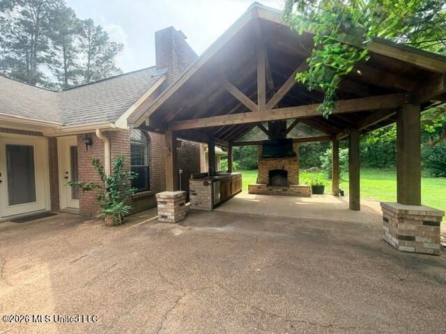 932 White Road, Florence, MS 39073
