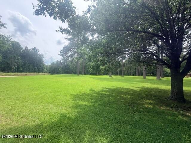 932 White Road, Florence, MS 39073