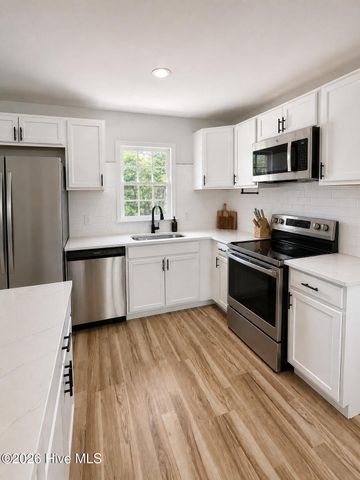 1445 Keswick Drive, Fayetteville, NC 28304