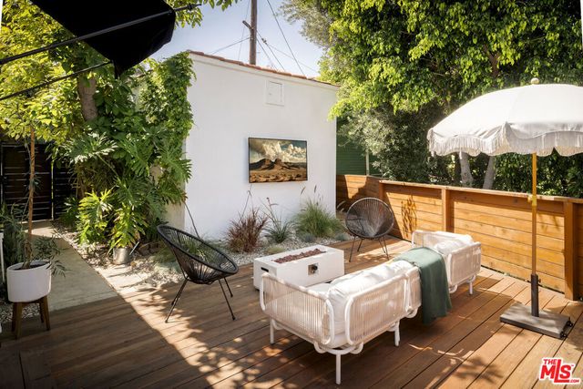 985 Mayo Street, Los Angeles, CA 90042