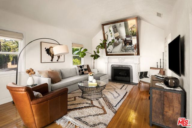 985 Mayo Street, Los Angeles, CA 90042