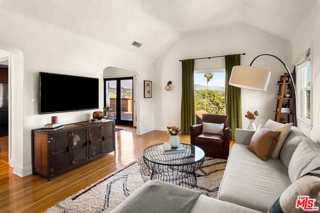 985 Mayo Street, Los Angeles, CA 90042