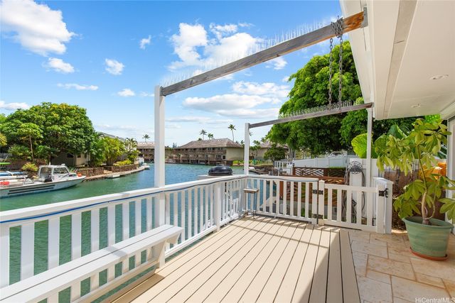 347 Kawaihae Street C, Honolulu, HI 96825