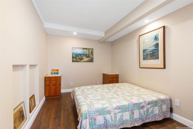 347 Kawaihae Street C, Honolulu, HI 96825