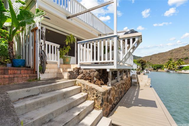 347 Kawaihae Street C, Honolulu, HI 96825