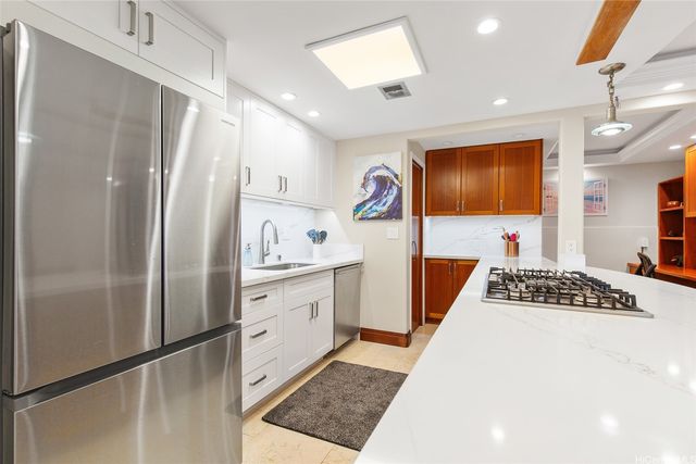 347 Kawaihae Street C, Honolulu, HI 96825