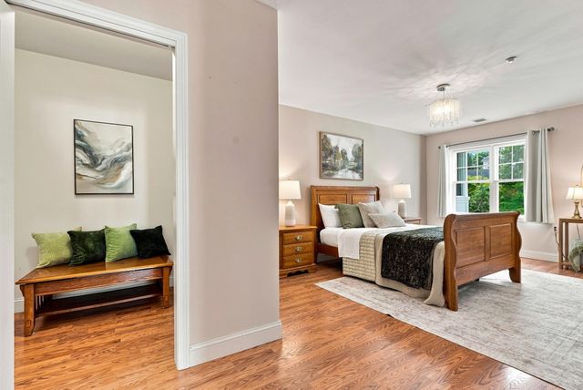 2201 Briarwood Village 2201, Clinton, MA 01510