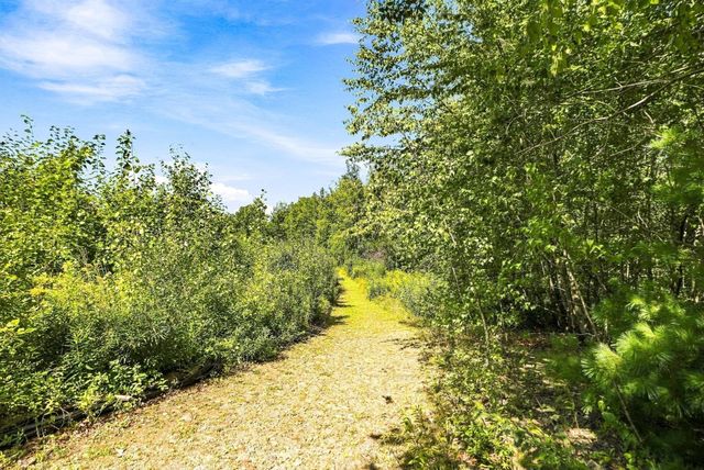 2201 Briarwood Village 2201, Clinton, MA 01510