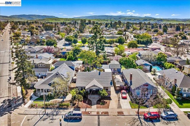 2463 2463 6Th St, Livermore, CA 94550