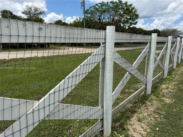 22275 SW 256th St, Homestead, FL 33031