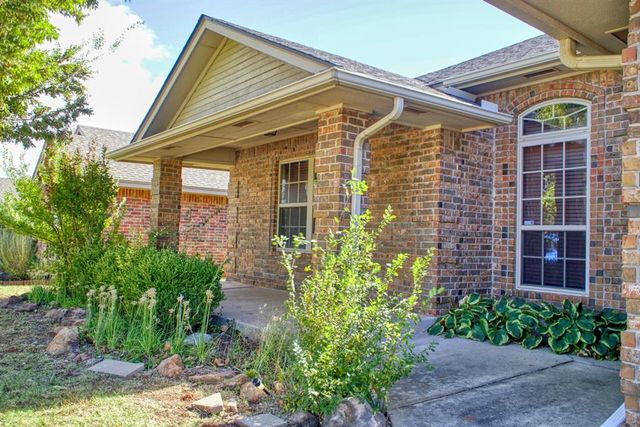 5108 NW 163rd Street, Edmond, OK 73013