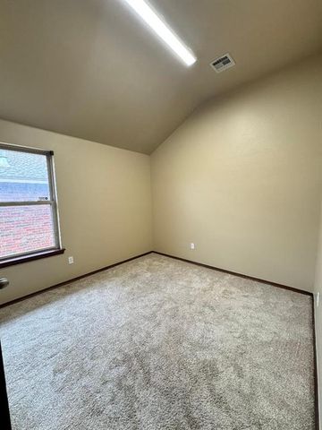 5108 NW 163rd Street, Edmond, OK 73013