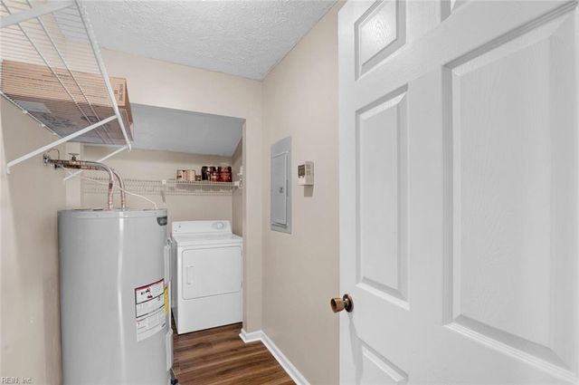 12189 Smiths Neck RD, Carrollton, VA 23314