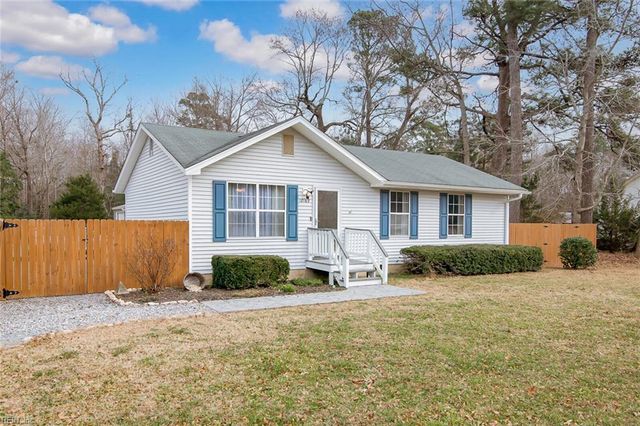 12189 Smiths Neck RD, Carrollton, VA 23314