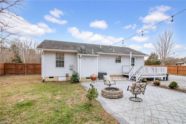 12189 Smiths Neck RD, Carrollton, VA 23314