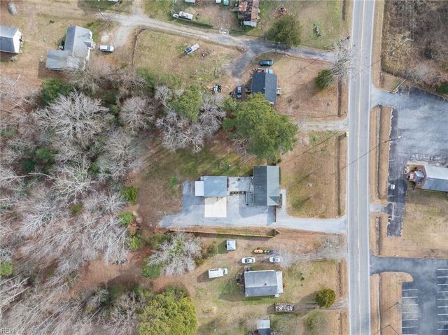 12189 Smiths Neck RD, Carrollton, VA 23314