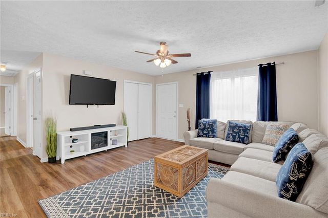 12189 Smiths Neck RD, Carrollton, VA 23314