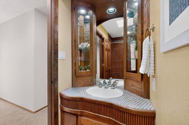 123 La Senda Road, Los Alamos, NM 87547