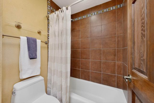 123 La Senda Road, Los Alamos, NM 87547