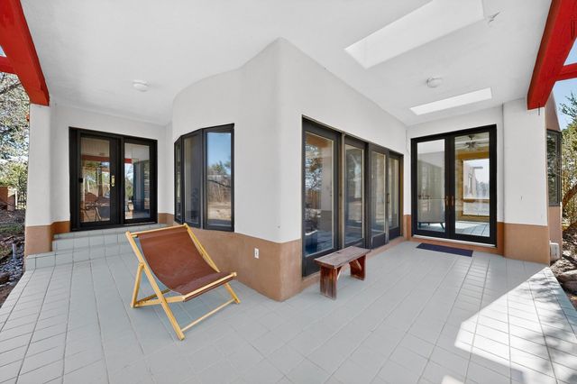 123 La Senda Road, Los Alamos, NM 87547