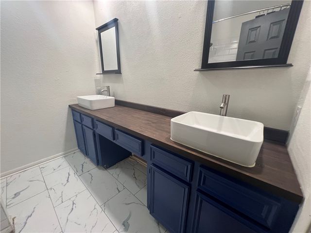 6118 Cumberland Cir, Corpus Christi, TX 78414