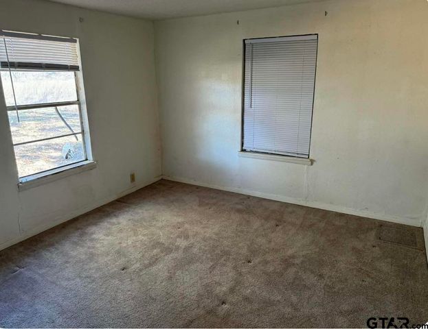 733 Mallory Street, Lindale, TX 75771