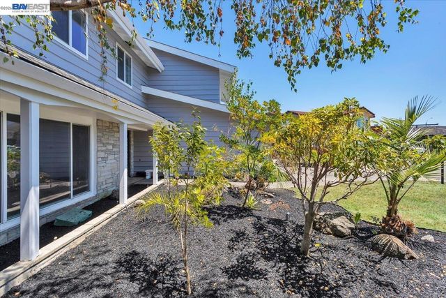 612 Fortress Isle, Alameda, CA 94501
