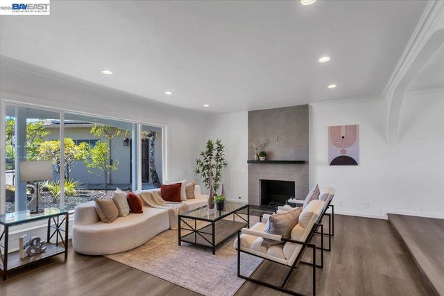 612 Fortress Isle, Alameda, CA 94501