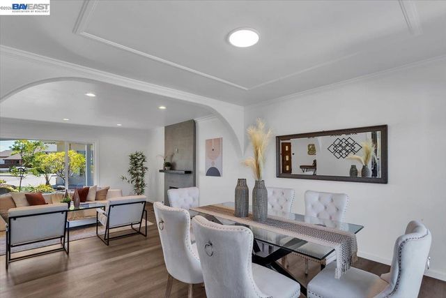 612 Fortress Isle, Alameda, CA 94501