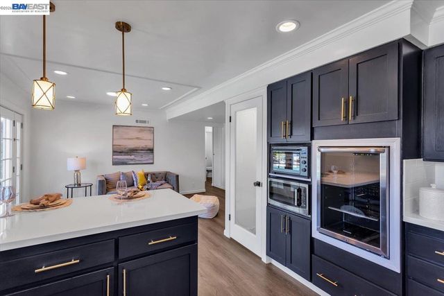 612 Fortress Isle, Alameda, CA 94501