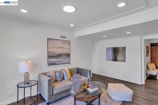 612 Fortress Isle, Alameda, CA 94501