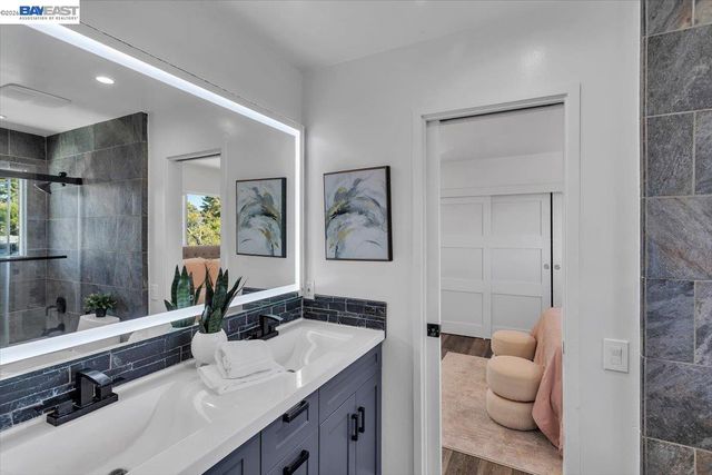 612 Fortress Isle, Alameda, CA 94501