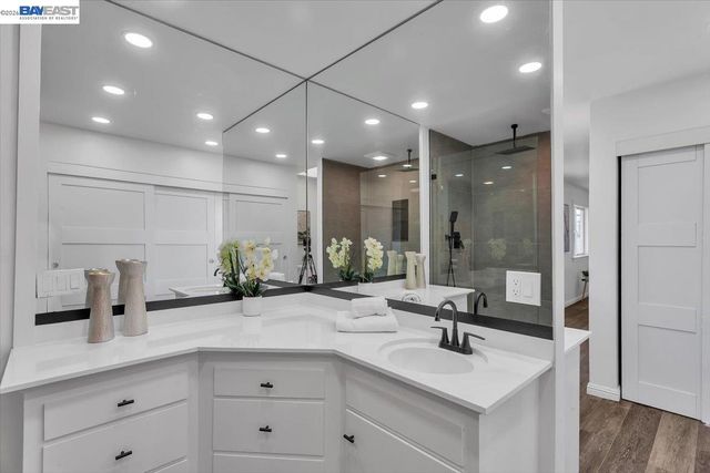 612 Fortress Isle, Alameda, CA 94501