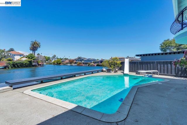 612 Fortress Isle, Alameda, CA 94501