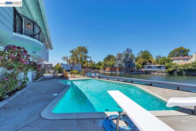 612 Fortress Isle, Alameda, CA 94501