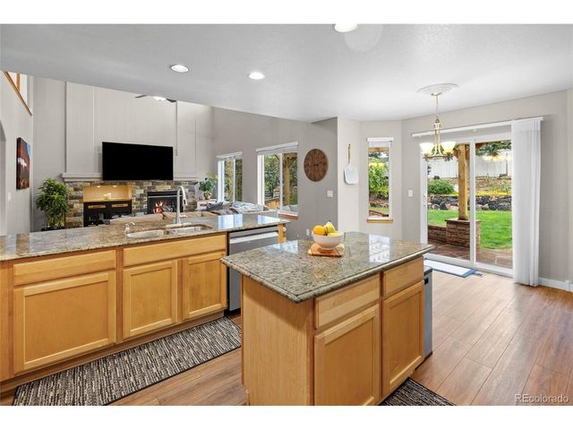 467 Rose Finch Cir, Highlands Ranch, CO 80129