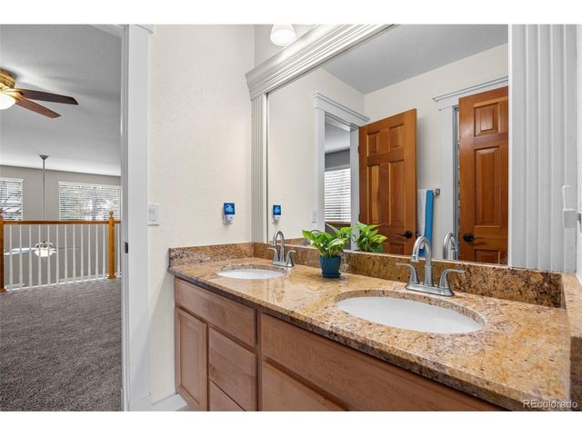 467 Rose Finch Cir, Highlands Ranch, CO 80129