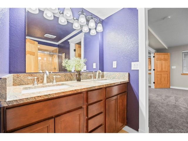 467 Rose Finch Cir, Highlands Ranch, CO 80129