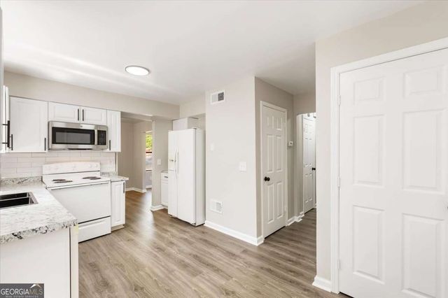 6317 Creekford Lane, Lithonia, GA 30058