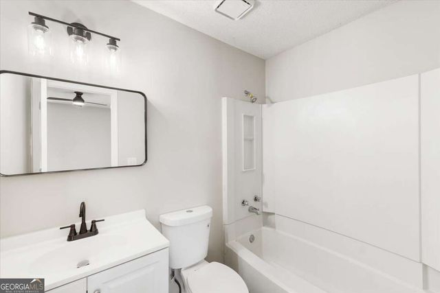 6317 Creekford Lane, Lithonia, GA 30058