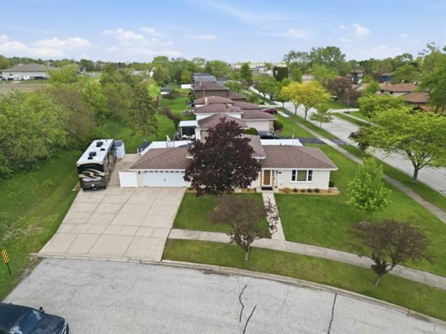 549 Willow Lane, Beecher, IL 60401