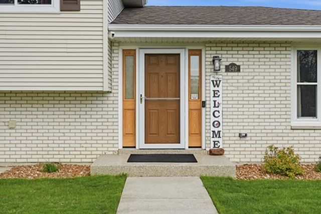 549 Willow Lane, Beecher, IL 60401