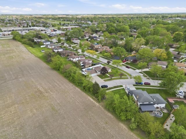 549 Willow Lane, Beecher, IL 60401