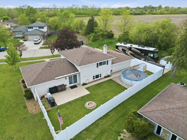 549 Willow Lane, Beecher, IL 60401