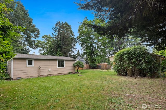3514 SW 98th St, Seattle, WA 98126