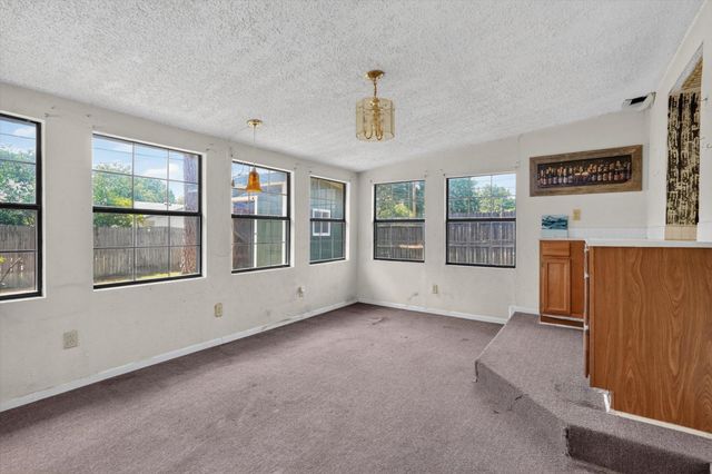 2512 Bent Tree Lane, Arlington, TX 76016