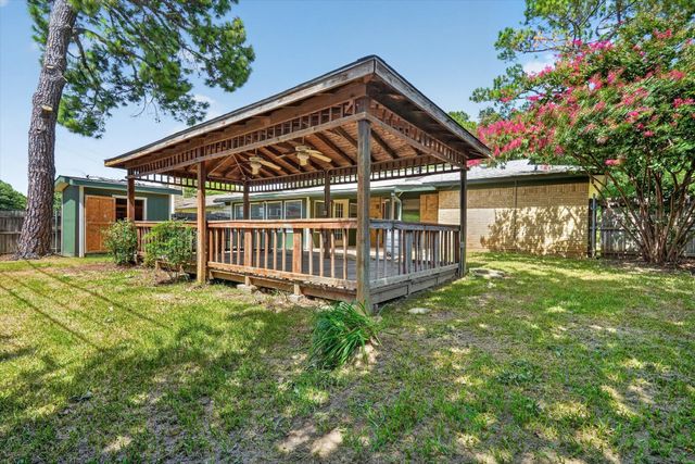 2512 Bent Tree Lane, Arlington, TX 76016